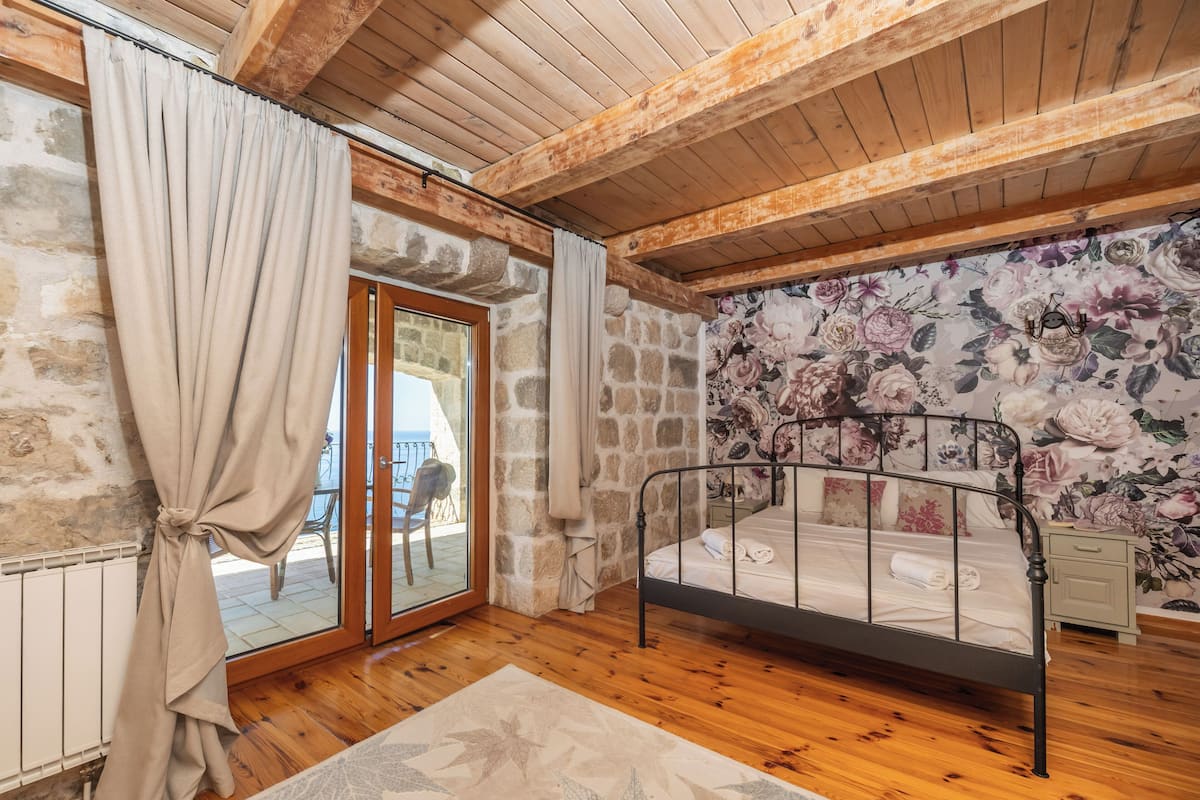 In-room safe, individually decorated, individually furnished