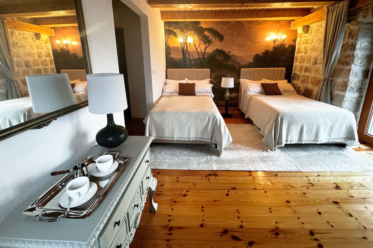 別墅, 2 間臥室, 陽台, 海景 | 客房內保險箱、獨特裝潢、布置獨特、遮光布/窗簾