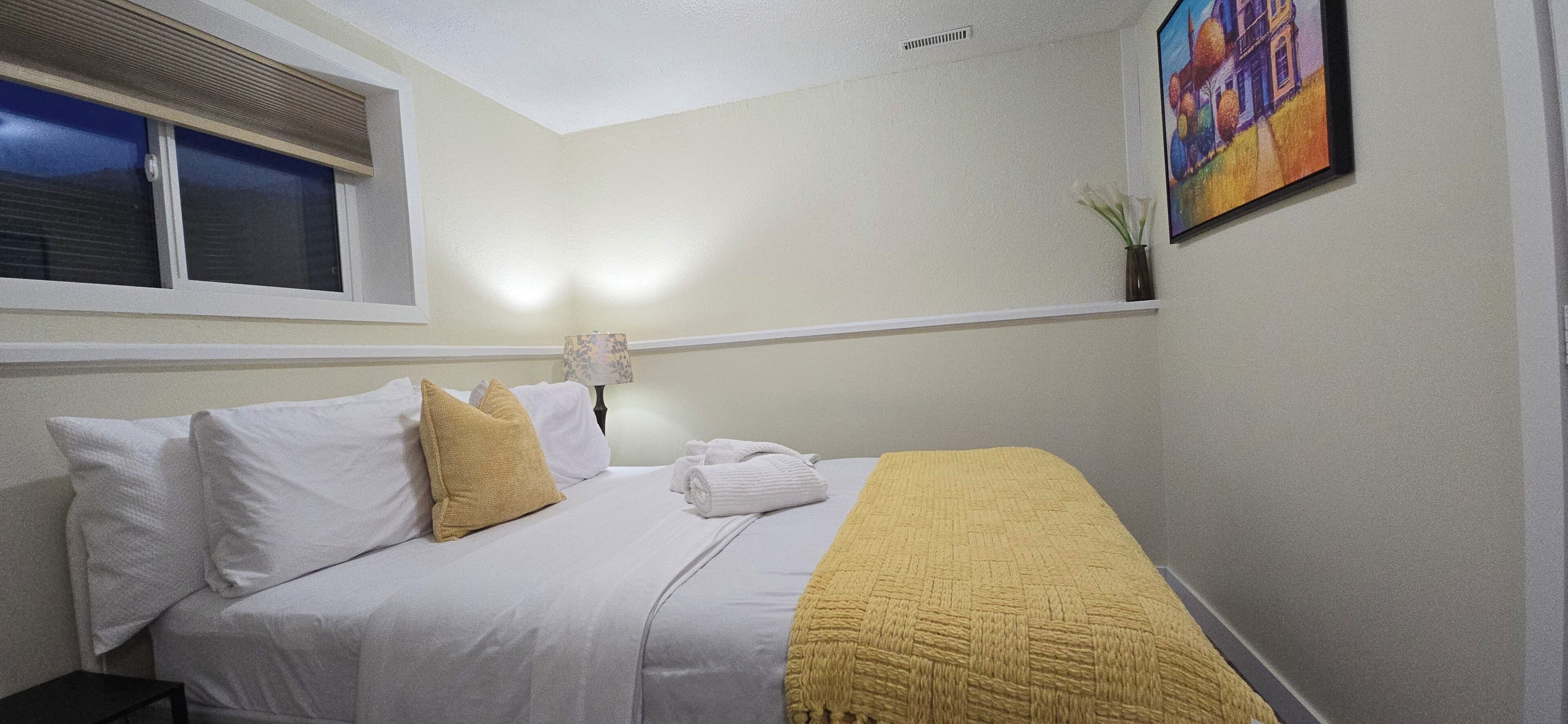 2 bedrooms, iron/ironing board, WiFi, bed sheets