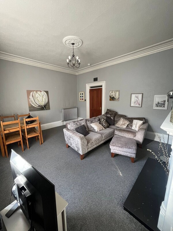 Charming City Apartment In The Heart Of Aberdeen - Aberdeen Art Gallery