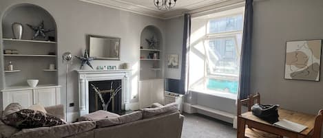 Appartement, 1 chambre | Salle de séjour