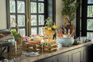 Free daily cooked-to-order breakfast - MUCA Hoian Co-living & Work Retreat (Hoi An)