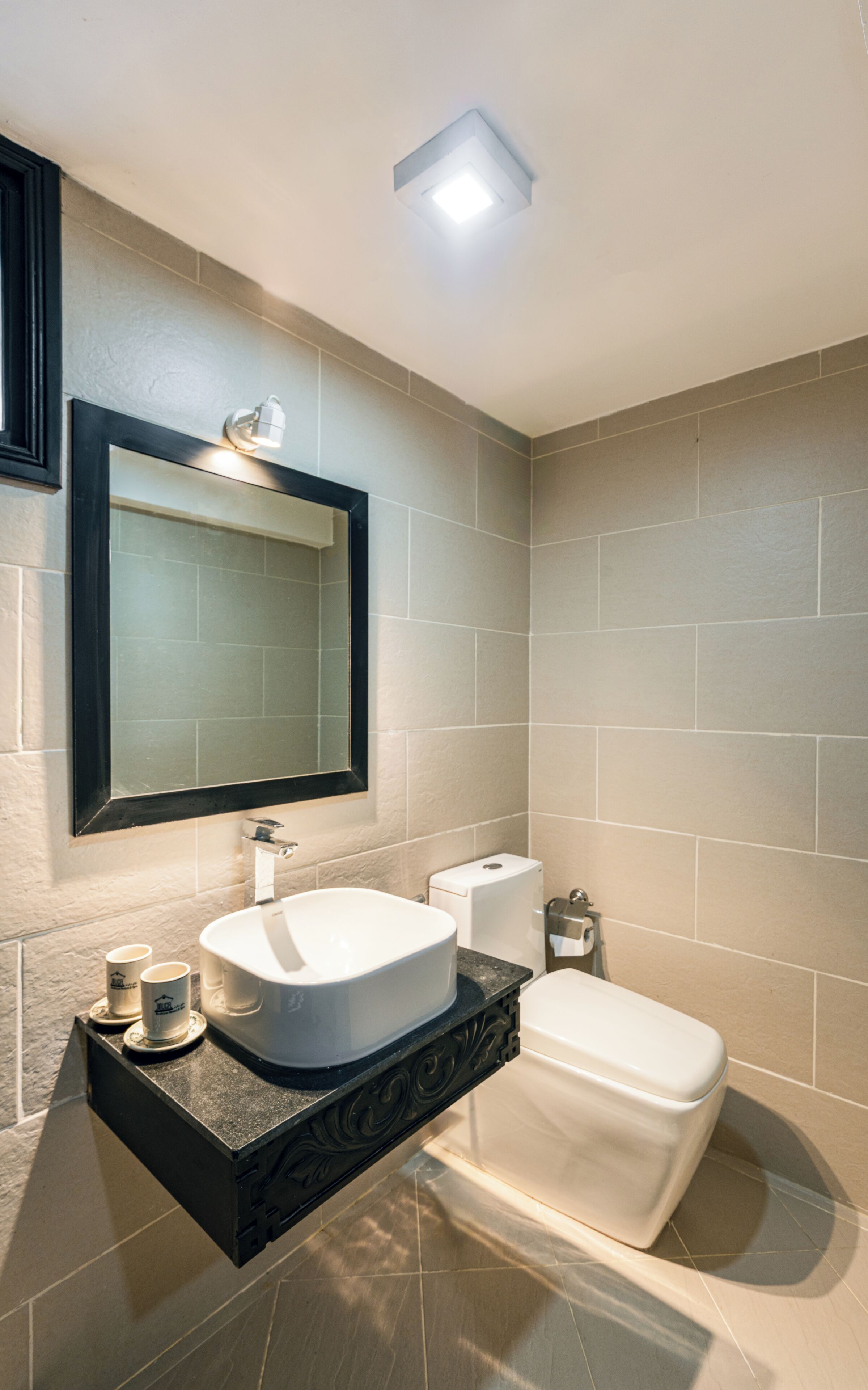 Villa | Bathroom | Shower, free toiletries, hair dryer, slippers