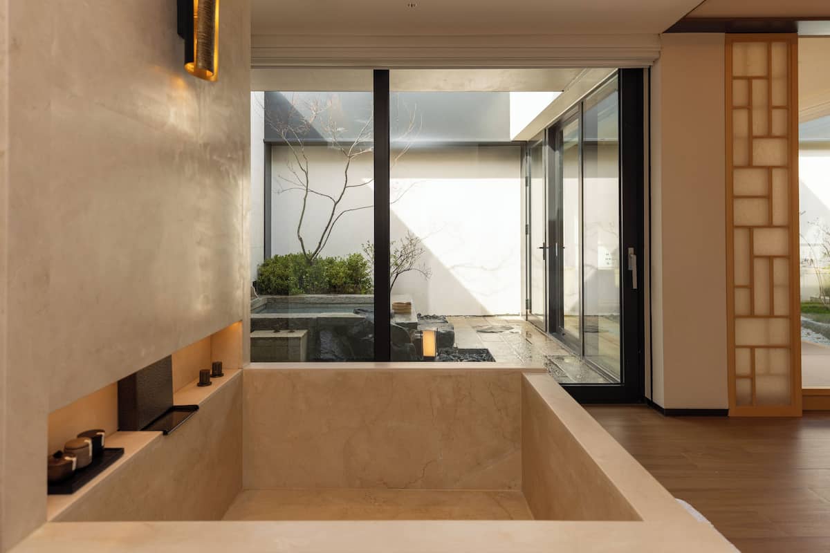 Studio Suite dành cho gia đình, 1 giường cỡ king, được phép mang theo vật nuôi, quang cảnh sân vườn | Truy cập Internet không dây miễn phí