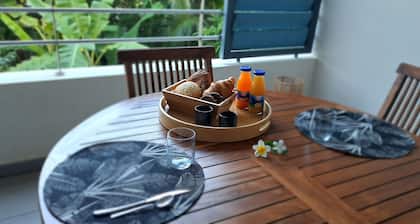 Pleasant T3 just a few minutes walk from the lagoon!