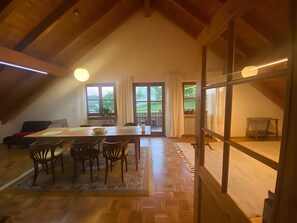 Dining - Apartment "Panorama View in the Lake Constance Area" with Balcony and Wi-Fi (Ostrach)