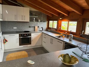 Fridge, stovetop, dishwasher, coffee/tea maker - Apartment "Panorama View in the Lake Constance Area" with Balcony and Wi-Fi (Ostrach)