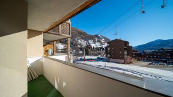 Căn hộ | Ban công