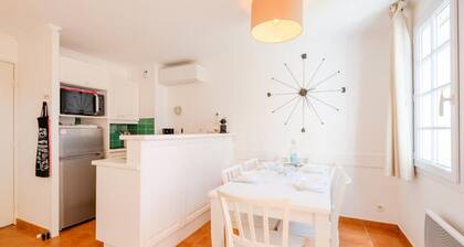Apartment in Dramont Near Beaches & Casino