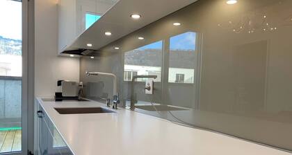 Room-central & Elegant at the new Reside