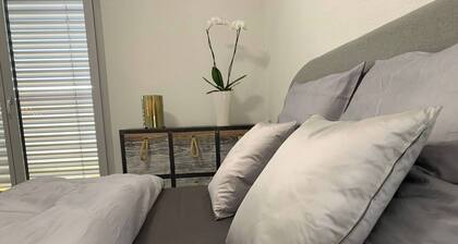 Room-central & Elegant at the new Reside