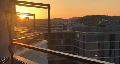 Room-central & Elegant at the new Reside