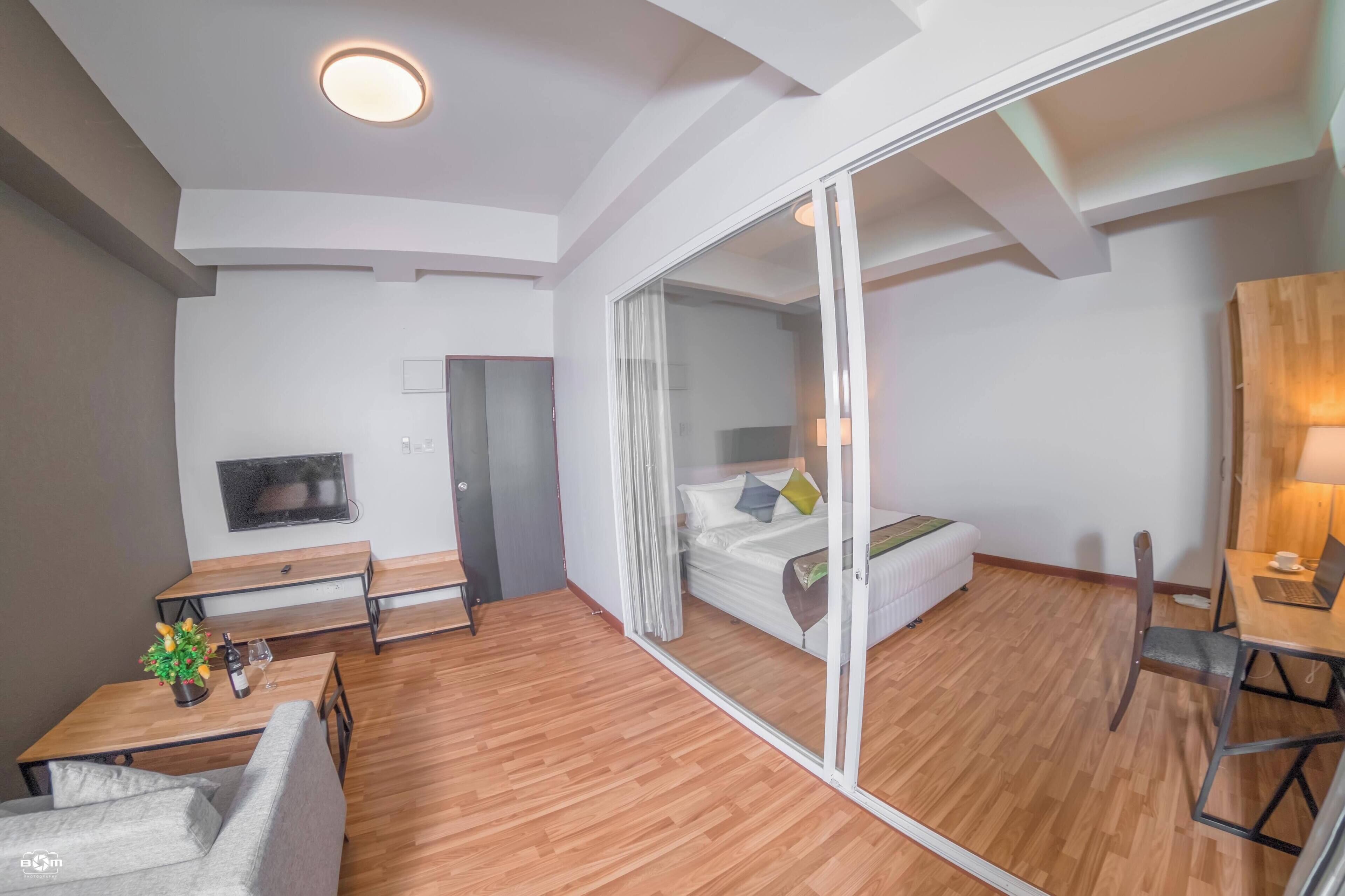 Studiosuite | Safe på rommet og wi-fi (inkludert)