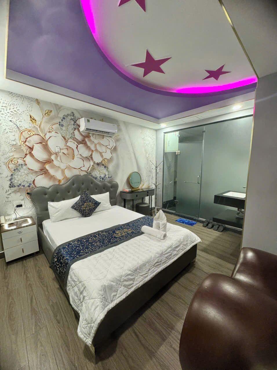 Classic Room | Peralatan tempat tidur premium, busa memori, dihias secara berasingan 