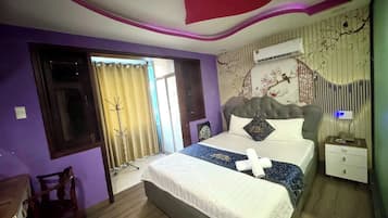 Lyxigt dubbelrum | Skrivbord, arbetsyta för laptop och gratis wi-fi