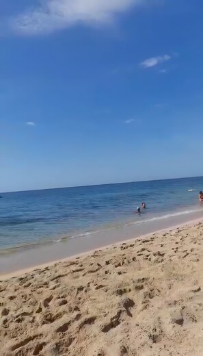 Tæt på stranden