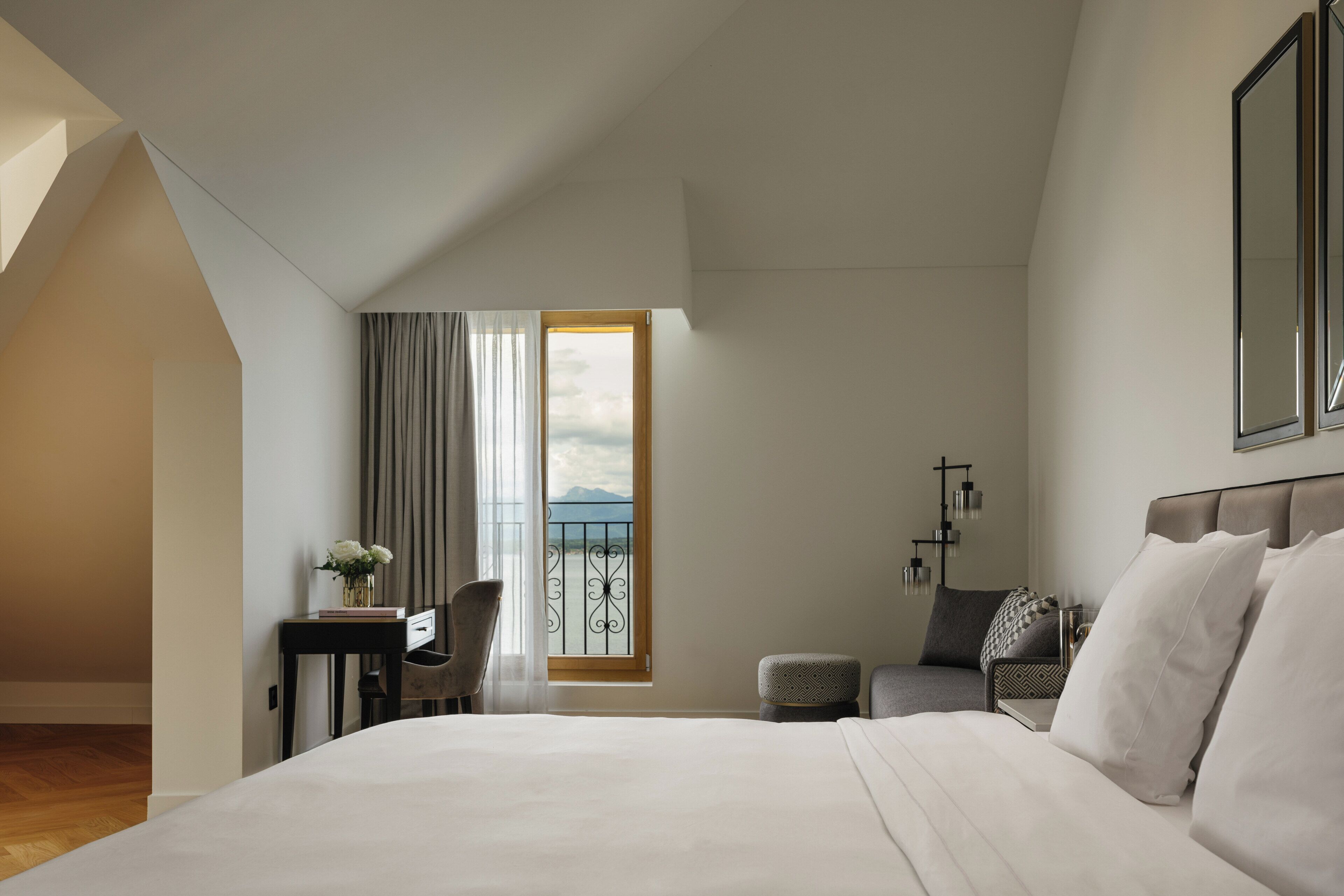 Premium Suite, Lake View | In-room safe, blackout curtains, free WiFi