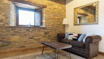 Casa, 1 habitación, patio, vistas a la montaña | Zona de estar