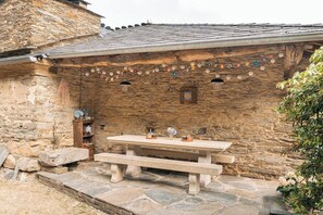 Casa, 1 camera da letto, patio, vista montagna | Ristorazione all'aperto