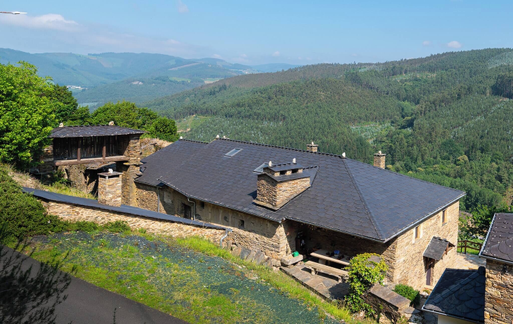 Casa, 1 dormitori, pati, vistes a la muntanya | Exterior