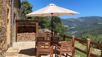 Casa, 2 dormitoris, vistes a la muntanya | Terrassa o pati