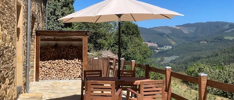 Maison, 2 chambres, vue montagne | Terrasse/Patio