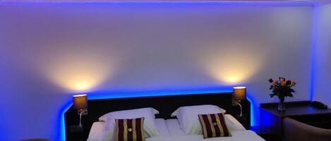 Standard Double Room | In-room safe, desk, laptop workspace, free WiFi