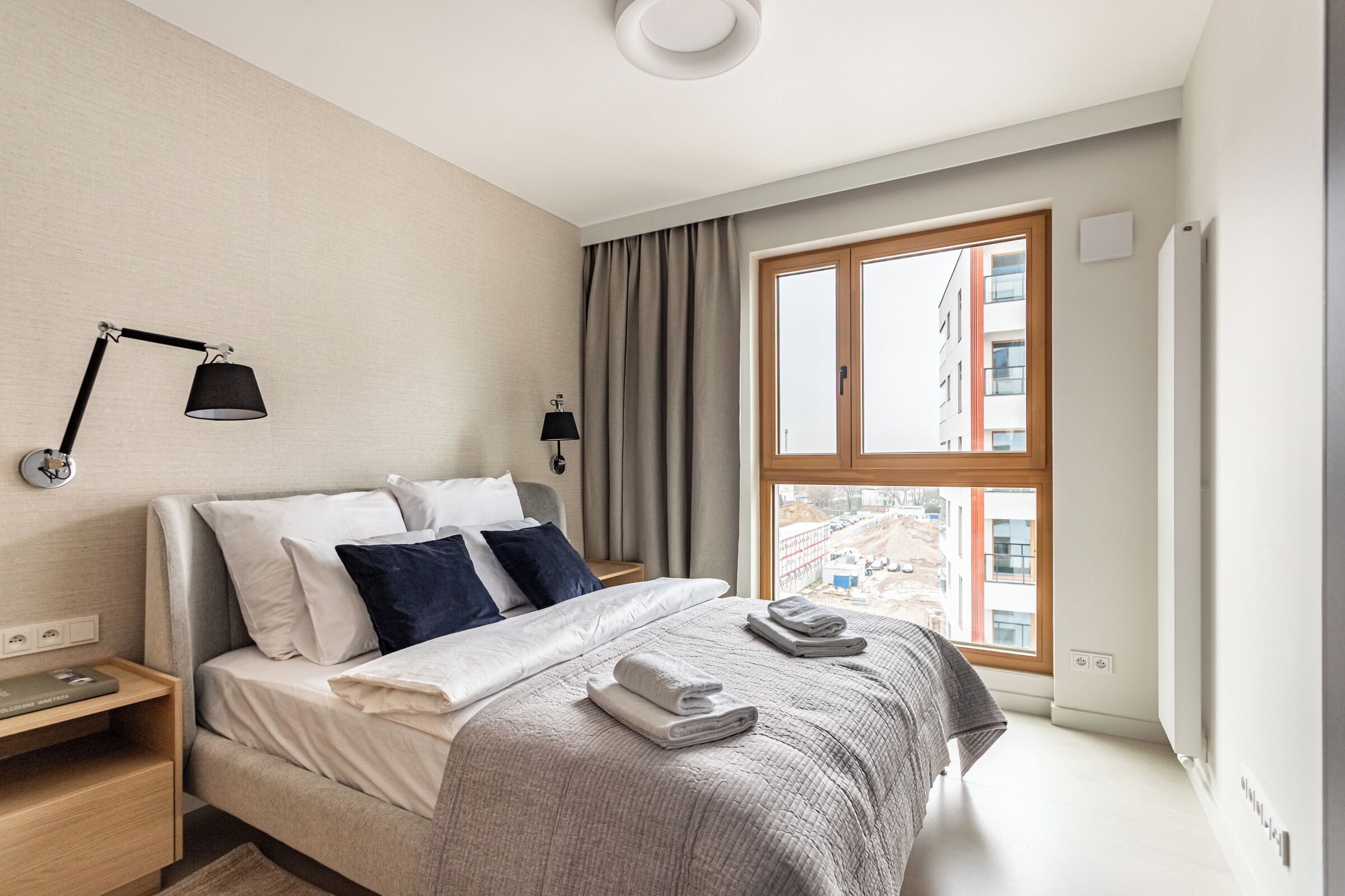 Appartamento Deluxe, balcone | Insonorizzazione, ferro/asse da stiro, Wi-Fi gratuito