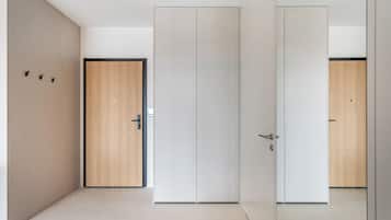 Appartamento Deluxe, balcone | Interni