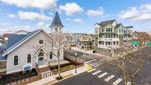 Exterior - Steps to the Sand & Boardwalk! Spacious 4BR Downtown OC Townhouse, Sleeps 12 (Ocean City)