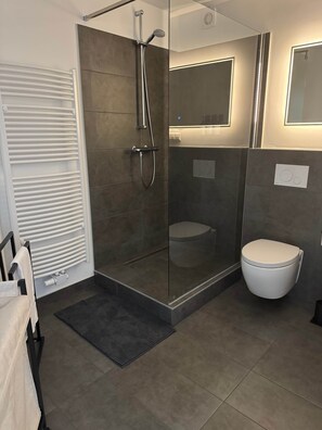 Towels - Remark Studios: Studio-Apartment with Terrace (Hanover)