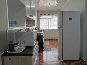 House, 3 Bedrooms, Smoking | Interior - Luxury Spacious House up to 09 People on Guaritá Street (Fazenda Rio Grande)