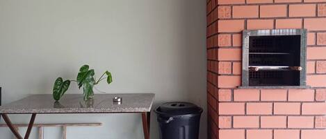 House, 3 Bedrooms, Smoking | Interior