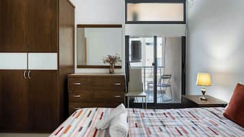 2 bedrooms, iron/ironing board, WiFi, bed sheets
