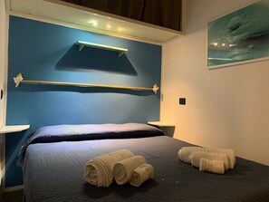 1 bedroom, free WiFi - The Captain's Lair (Alghero)