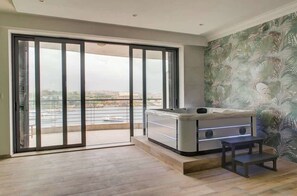 Interior - Sliema 3BDR Flat with Seaview and Jacuzzi (Tas-Sliema)