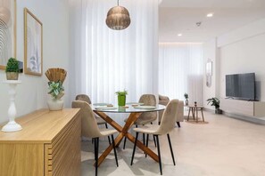 Dining - Shoreline Residence Brand NEW 1 BDR Apartment (Kalkara)