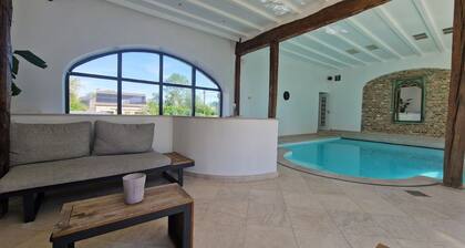Gßte rural avec piscine intérieur chauffée toute l'année et privatisée