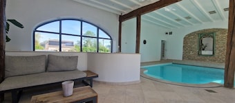 Gßte rural avec piscine intérieur chauffée toute l'année et privatisée