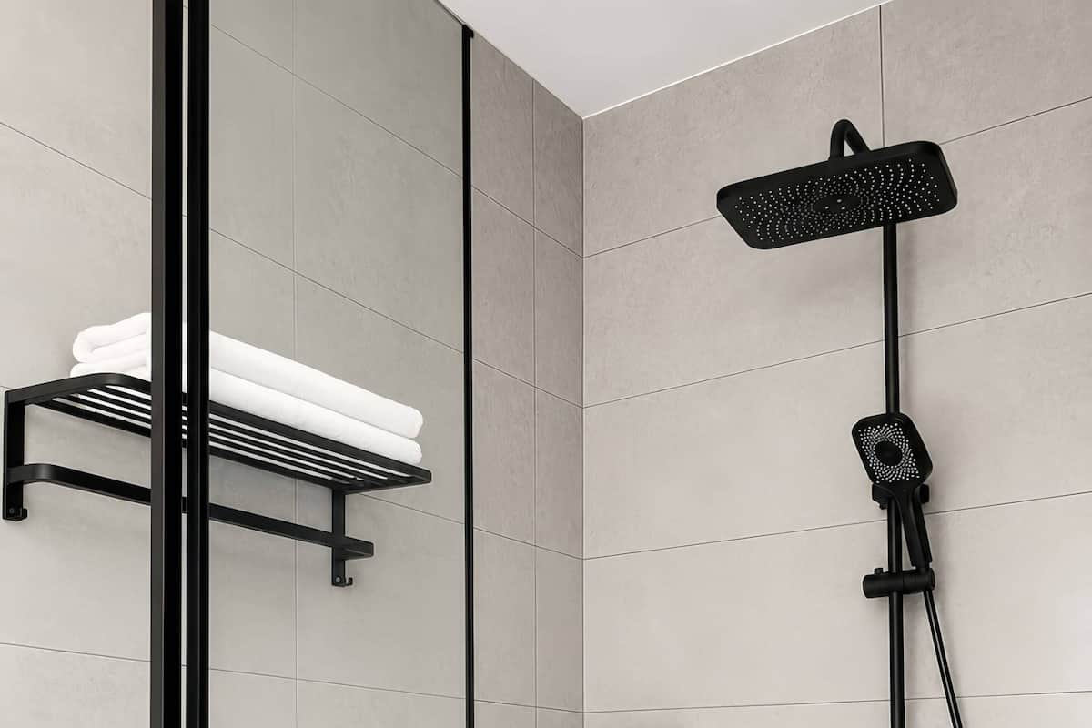 Suite Deluxe, balcón, vista al mar | Baño