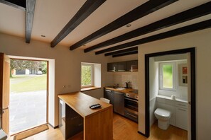 Réfrigérateur, micro-ondes, four, lave-vaisselle