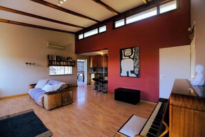 Living area - Stunning Panoramic View Swimming Pool 3-bedroom Apartment in the Luxury of Eros. (Windhoek)