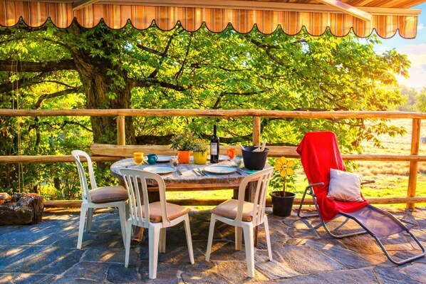 Outdoor dining - Ca Brunella 2 (Cugnasco-Gerra)