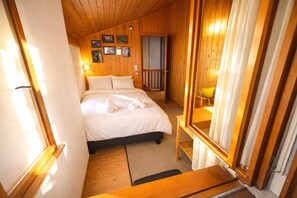 Family Chalet, Multiple Bedrooms, Mountainside (Ca Brunella 2) | 3 bedrooms, free WiFi, bed sheets - Ca Brunella 2 (Cugnasco-Gerra)