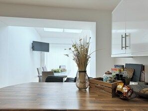 Interior - The Courtyard, 4 - Bed, Sleeps 6, Pets Welcome (Ulverston)