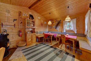 Free daily buffet breakfast  - Hotel Haus Anna (Bayerisch Eisenstein)