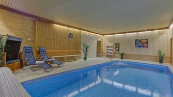Piscine couverte