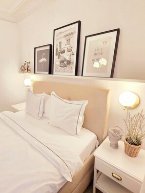 Bügeleisen/Bügelbrett, Reisekinderbett, WLAN, Bettwäsche