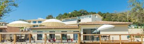 Terrace/patio - 3 bedroom villa in Porto Vecchiaccio (Lecci)