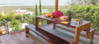 LIMASSOL AKROTIRI 3 BEDROOM HOUSE WITH PARKING AND GARDEN